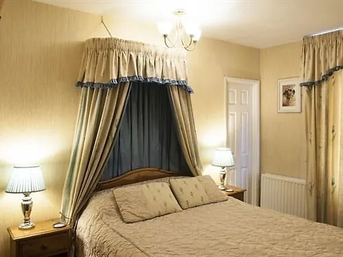 Bendene Townhouse - Exeter Apartment