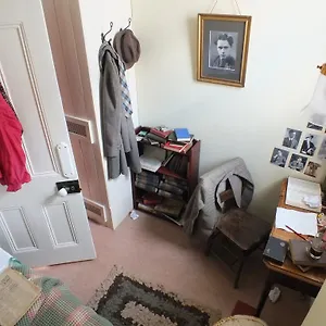  Country house Dylan Thomas House