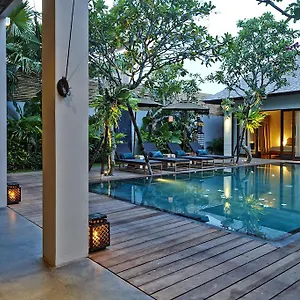 https://villa-ziba.ubudhotelsnow.com